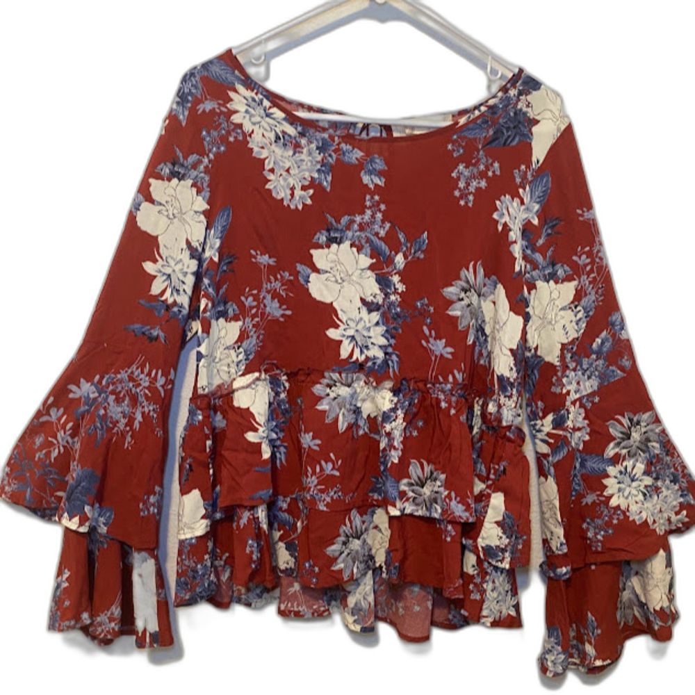 Altar'd State Floral Bell Sleeve Top M